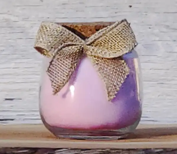 Japanese-Magnolia-candle-600x525-product-lettering Japanese Magnolia scent candle